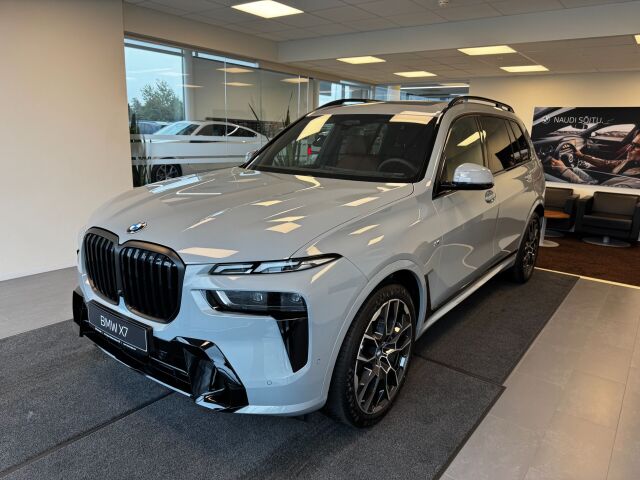 2026 BMW X7, Estónsko — foto 1