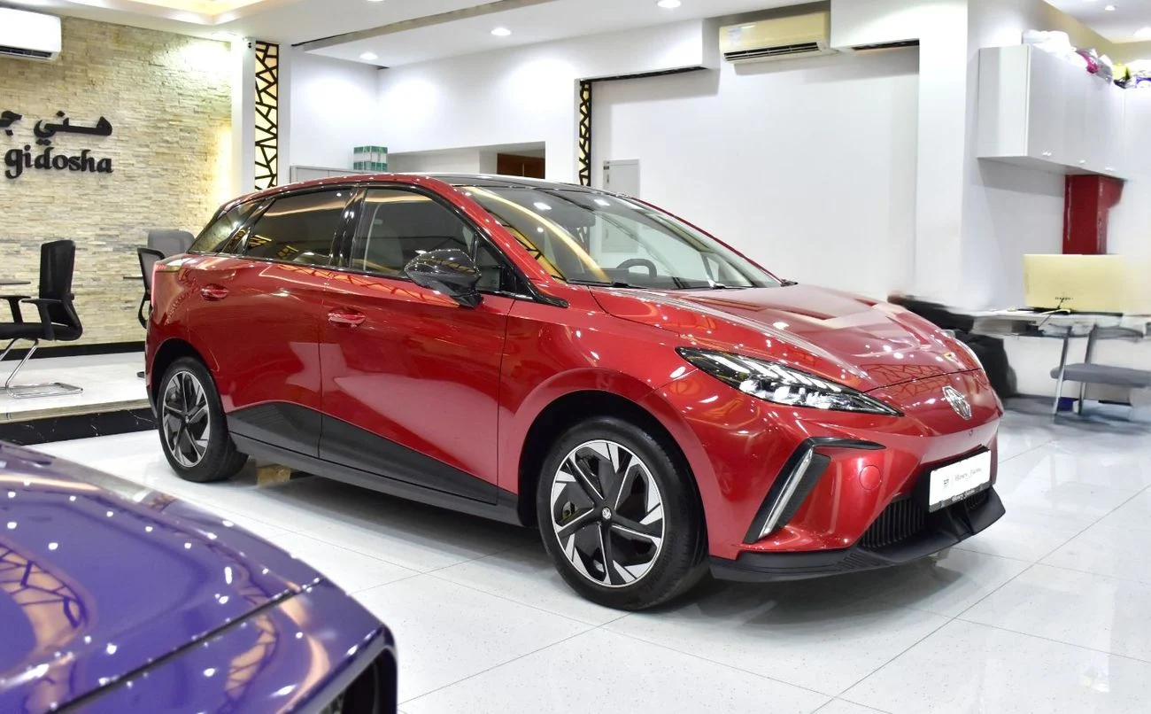 2023 Mg 4 EV ., červená, 37 000 km, dovoz SAE — foto 1