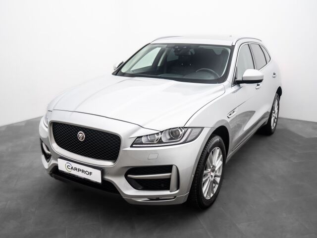 2017 Jaguar F-Pace, Estónsko — foto 1