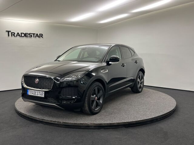 2019 Jaguar E-Pace, Estónsko — foto 1