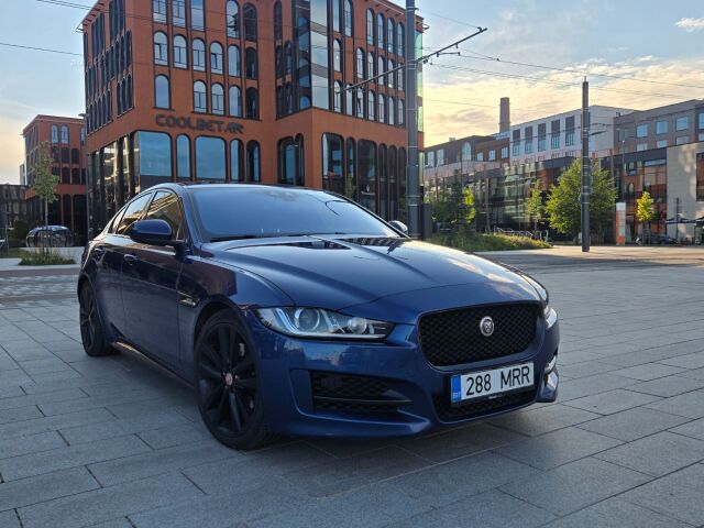 2016 Jaguar XE, Estónsko — foto 1