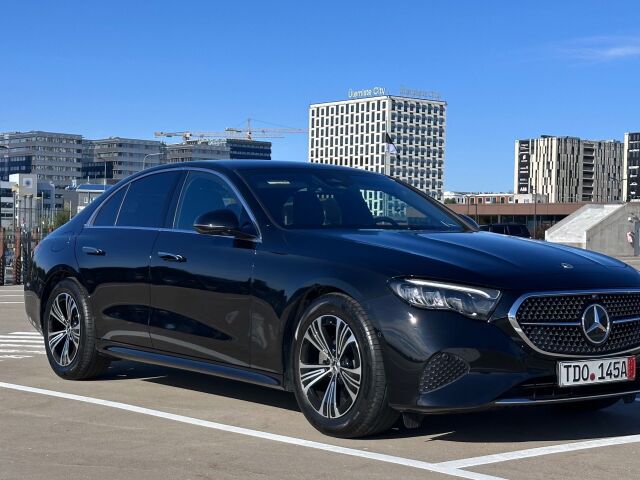 2025 Mercedes-Benz E 200, Estónsko — foto 1