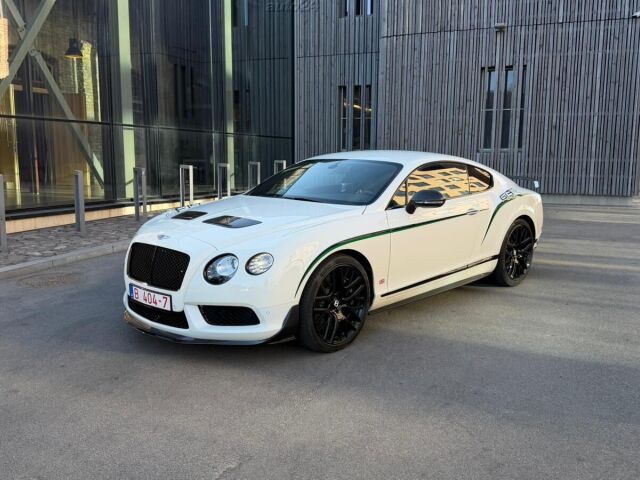 2016 Bentley Continental GT, Estónsko — foto 1