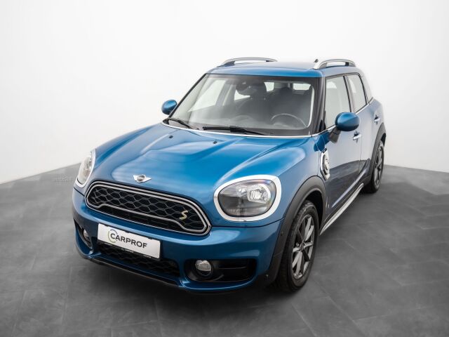 2017 MINI Countryman, Estónsko — foto 1
