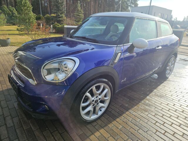 2014 MINI Paceman, Estónsko — foto 1