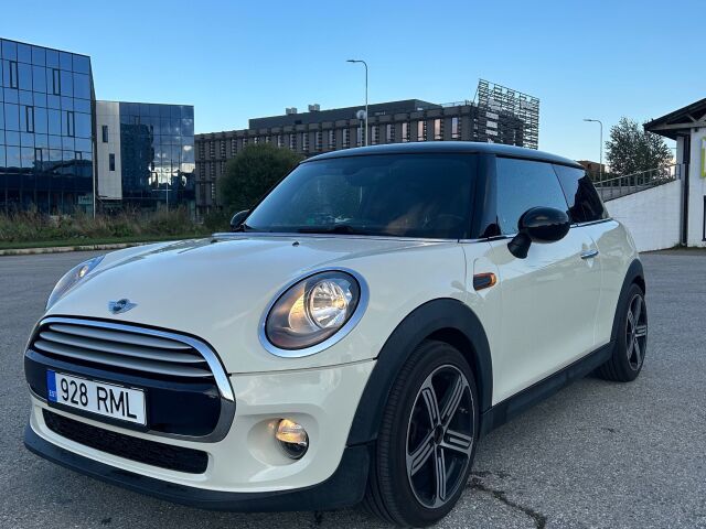 2014 MINI Cooper D, Estónsko — foto 1
