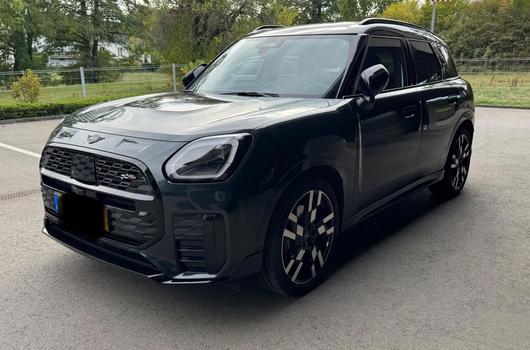 2026 MINI, Luxembursko — foto 1