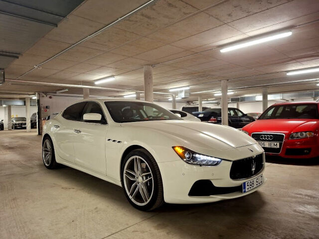 2014 Maserati Ghibli, Estónsko — foto 1