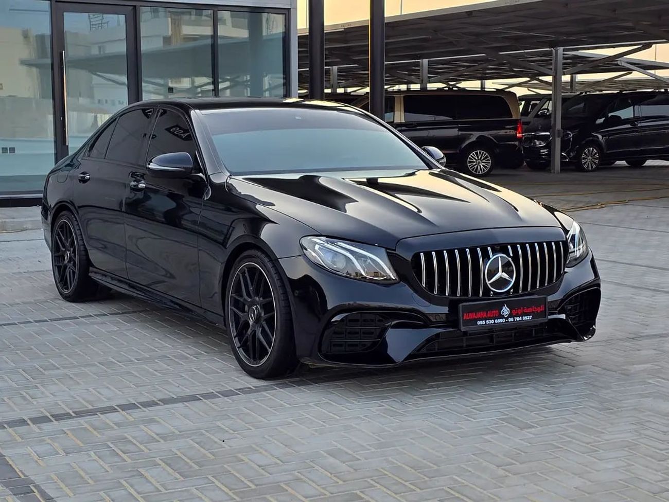 2018 Mercedes-Benz E300, čierna, 102 000 km, dovoz SAE — foto 1