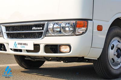 2026 Mitsubishi Rosa, biela, 0 km, dovoz SAE — foto 10 z 30
