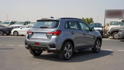 2026 Mitsubishi ASX MEDIUM LINE GLX, sivá, 0 km, dovoz SAE — foto 4 z 17