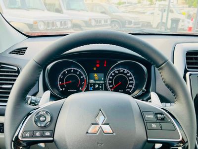 2026 Mitsubishi ASX MEDIUM LINE, čierna, 0 km, dovoz SAE — foto 10 z 20