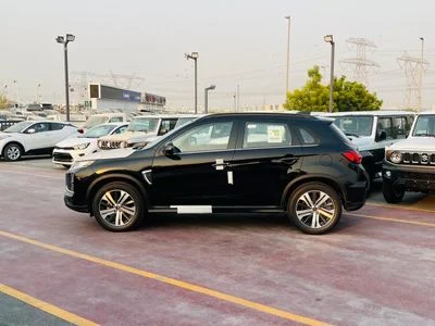 2026 Mitsubishi ASX MEDIUM LINE, čierna, 0 km, dovoz SAE — foto 3 z 20