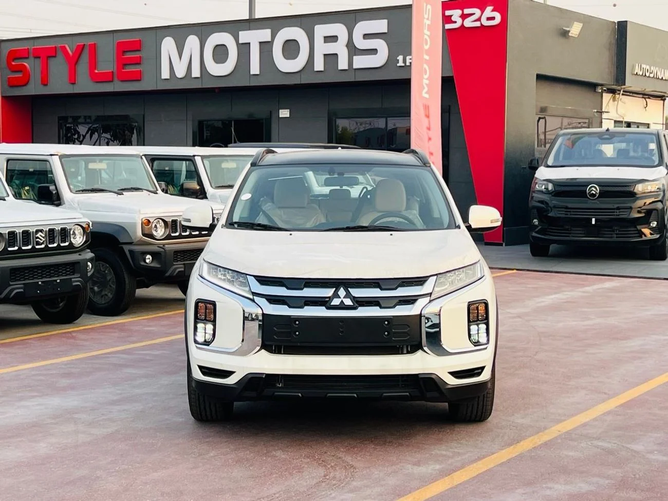 2026 Mitsubishi ASX MEDIUM LINE, biela, 0 km, dovoz SAE — foto 1