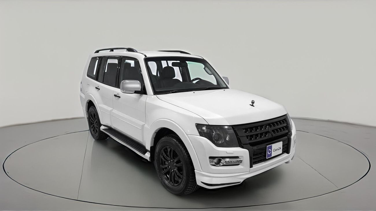 2020 Mitsubishi Pajero, biela, 96 650 km, dovoz SAE — foto 1