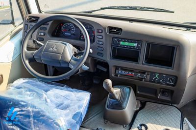2026 Mitsubishi Rosa, biela, 0 km, dovoz SAE — foto 14 z 29