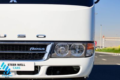 2026 Mitsubishi Rosa, biela, 0 km, dovoz SAE — foto 12 z 30