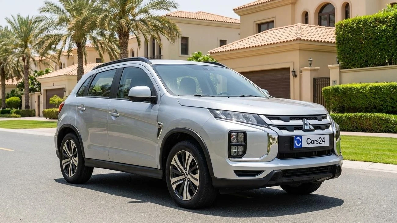 2024 Mitsubishi ASX GLX MIDLINE, strieborná, 31 912 km, dovoz SAE — foto 1