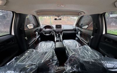 2022 Mitsubishi Eclipse Cross GLS MIDLINE, biela, 70 000 km, dovoz SAE — foto 11 z 16