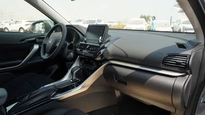 2026 Mitsubishi Eclipse Cross GLX HIGH LINE, sivá, 0 km, dovoz SAE — foto 16 z 17