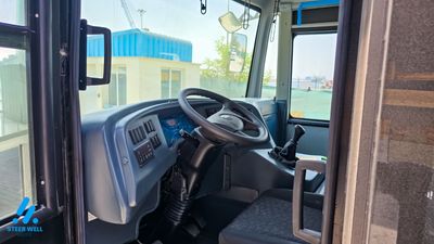 2026 Mitsubishi Rosa Bus, biela, 98 km, dovoz SAE — foto 11 z 25