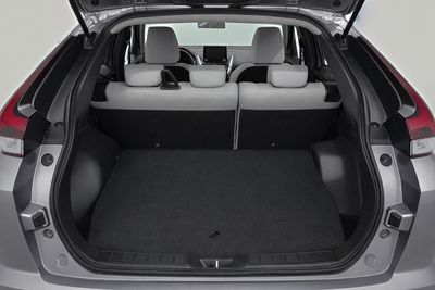 2022 Mitsubishi Eclipse Cross GLS MIDLINE, sivá, 85 497 km, dovoz SAE — foto 14 z 16
