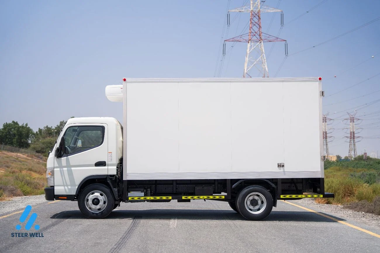2026 Mitsubishi Canter STANDARD, biela, 0 km, dovoz SAE — foto 1