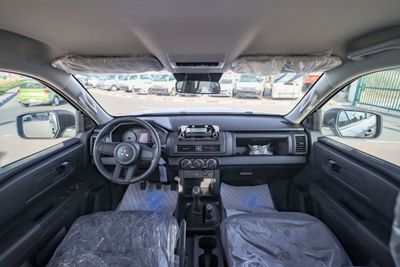 2027 Mitsubishi L200, čierna, 0 km, dovoz SAE — foto 13 z 27