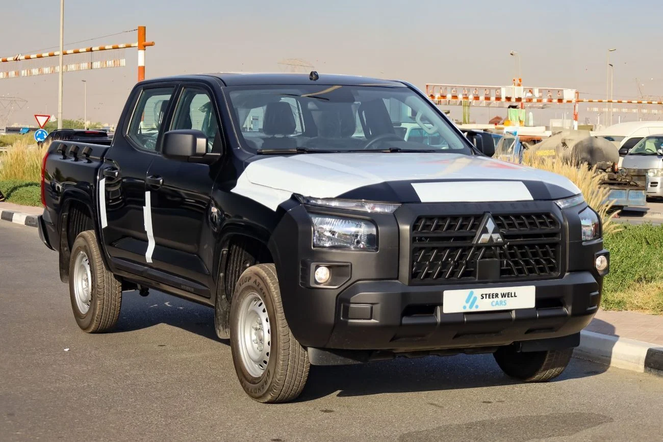 2027 Mitsubishi L200, černá, 0 km, dovoz SAE — foto 1