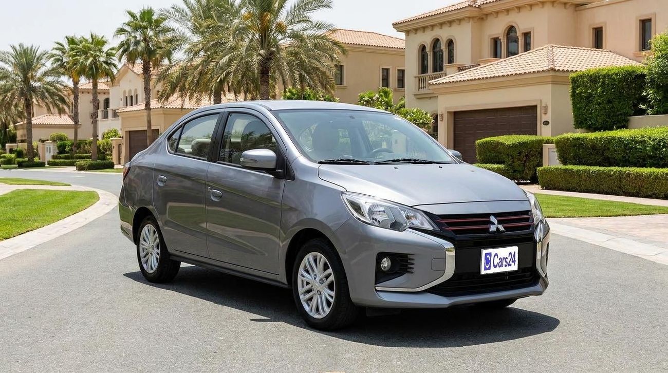 2023 Mitsubishi Attrage GLX PREMIUM, sivá, 67 879 km, dovoz SAE — foto 1