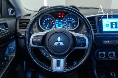 2015 Mitsubishi Lancer Evolution, biela, 107 750 km, dovoz SAE — foto 9 z 13