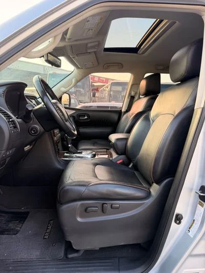 2018 Nissan Armada PLATINUM, strieborná, 131 585 km, dovoz SAE — foto 8 z 16