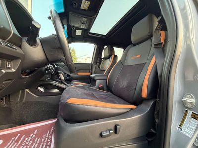 2022 Nissan Frontier PRO 4X, sivá, 110 000 km, dovoz SAE — foto 4 z 16