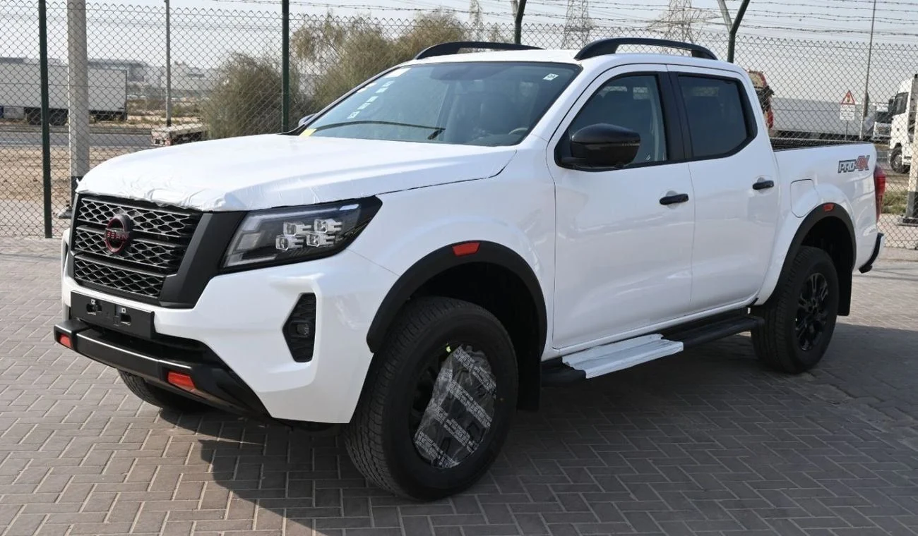 2025 Nissan Navara, biela, 0 km, dovoz SAE — foto 1