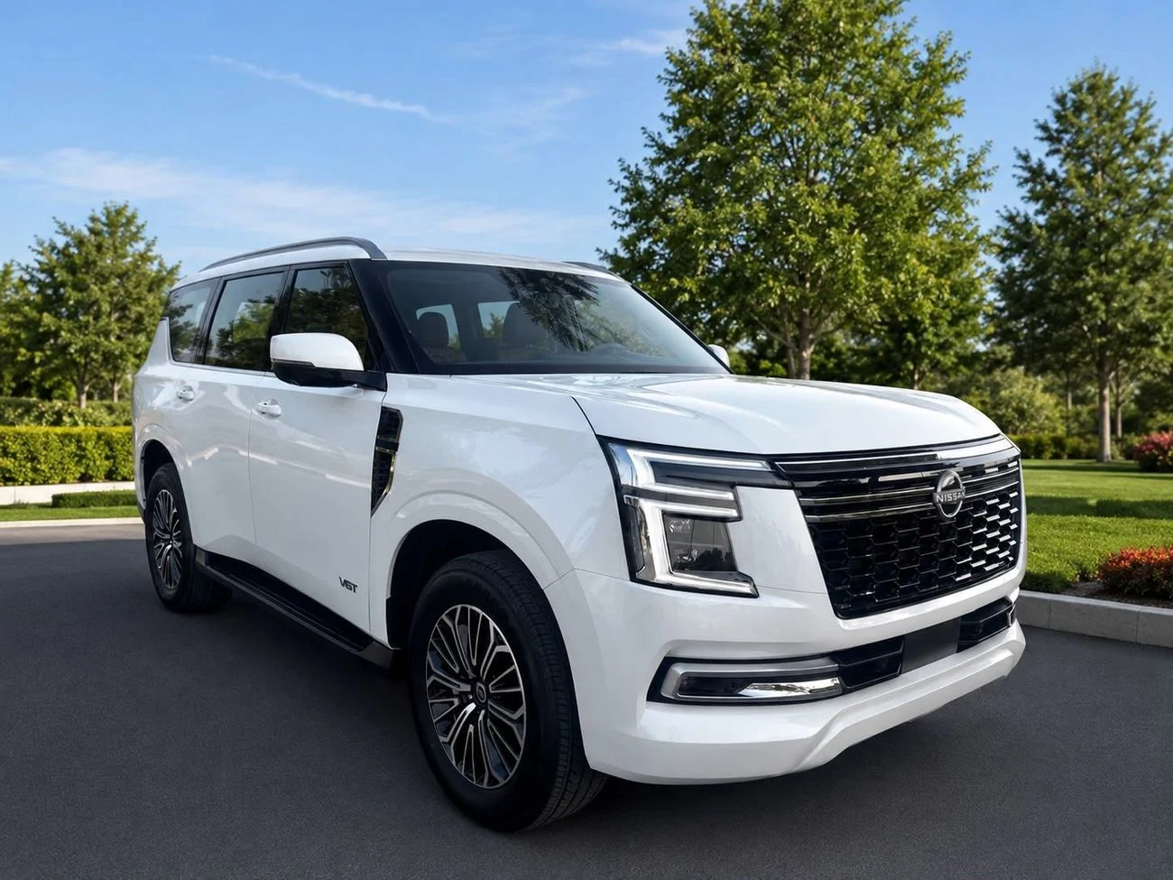 2026 Nissan Patrol LE TITANIUM, bílá, 0 km, dovoz SAE — foto 1