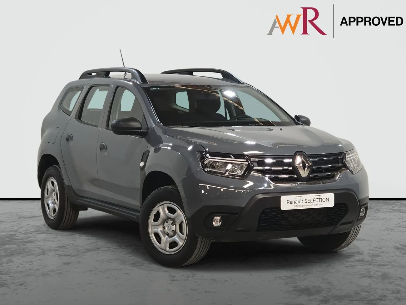 2025 Renault Duster PE, sivá, 41 345 km, dovoz SAE — foto 1