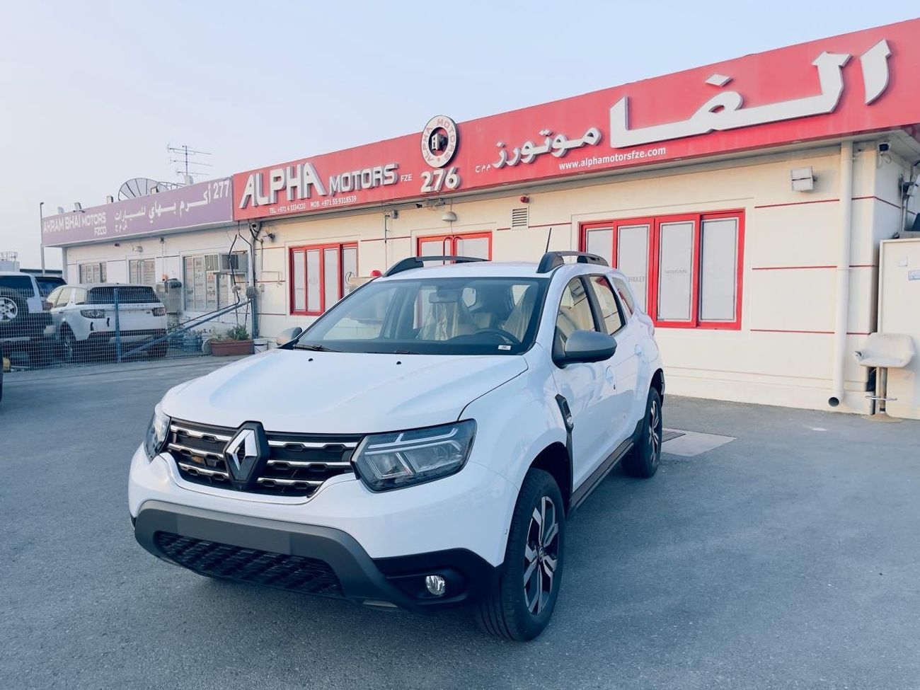 2025 Renault Duster LE, biela, 0 km, dovoz SAE — foto 1