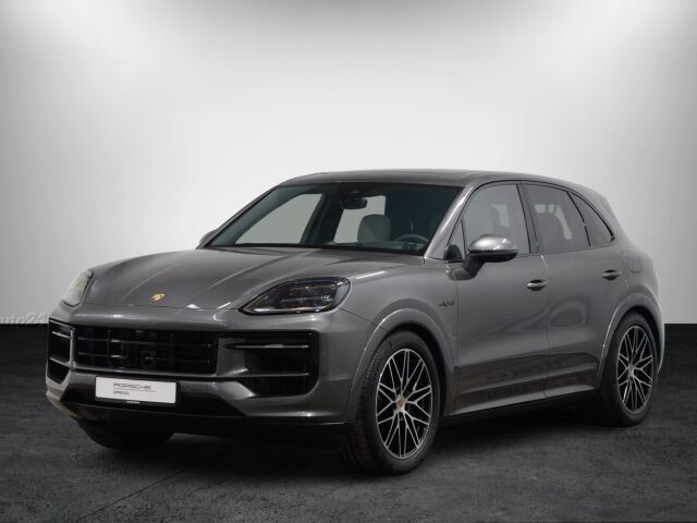 2024 Porsche Cayenne, Estónsko — foto 1
