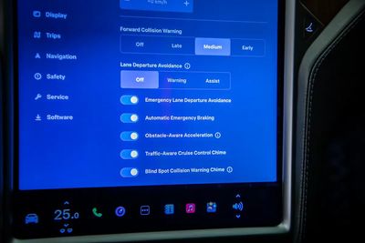 2019 Tesla Model X PERFORMANCE, čierna, 33 000 km, dovoz SAE — foto 12 z 16
