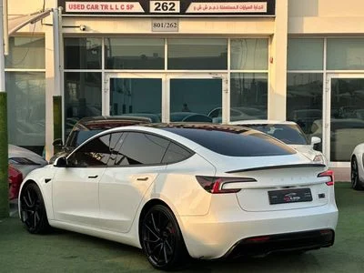 2024 Tesla Model 3 PERFORMANCE, biela, 69 000 km, dovoz SAE — foto 5 z 12