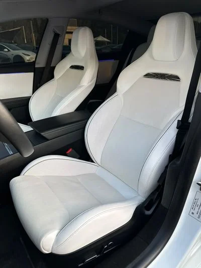 2024 Tesla Model 3 PERFORMANCE, biela, 69 000 km, dovoz SAE — foto 9 z 12