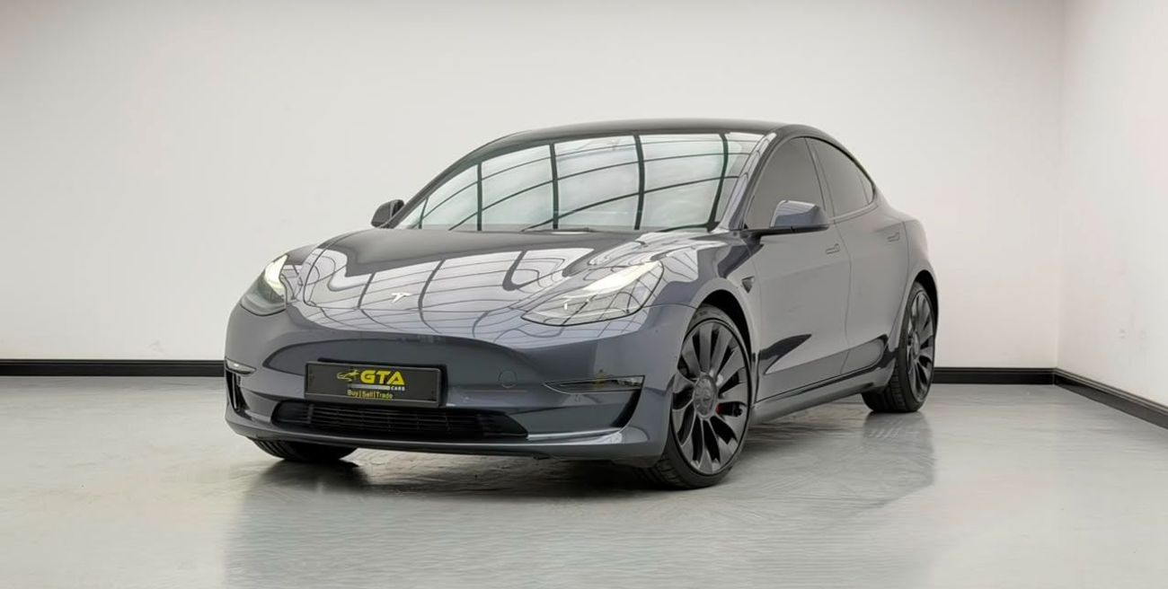 2023 Tesla Model 3 PERFORMANCE, sivá, 26 677 km, dovoz SAE — foto 1