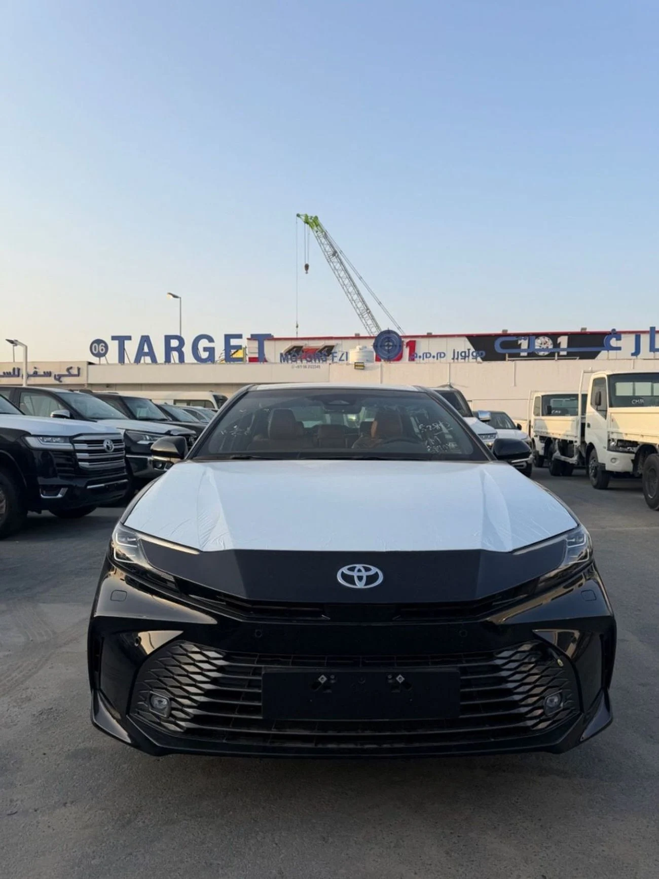 2026 Toyota Camry GLE, čierna, 0 km, dovoz SAE — foto 1
