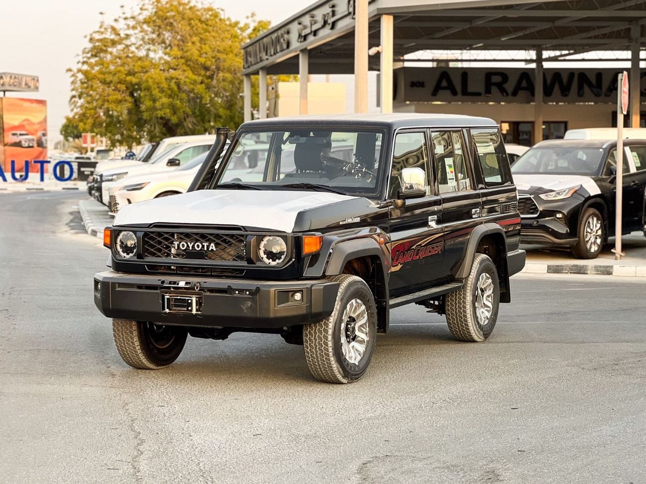 2026 Toyota Land Cruiser 70 Land Cruiser 76 LX 2.8L 4WD Full Option, čierna, 0 km, dovoz SAE — foto 1