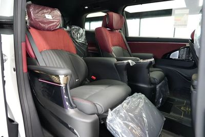 2026 Gac M8 GX, biela, 0 km, dovoz SAE — foto 15 z 20