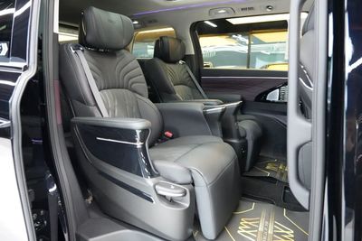 2026 Gac M8 GT, čierna, 0 km, dovoz SAE — foto 11 z 20