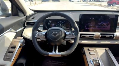 2025 Gac EMKOO GE, čierna, 20 565 km, dovoz SAE — foto 13 z 16