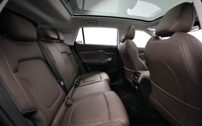 2026 Gac GS4 GB, čierna, 0 km, dovoz SAE — foto 8 z 16