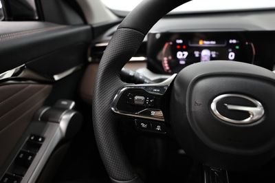 2026 Gac GS4, strieborná, 0 km, dovoz SAE — foto 14 z 16