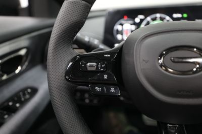 2023 Gac Empow R, sivá, 58 567 km, dovoz SAE — foto 11 z 16